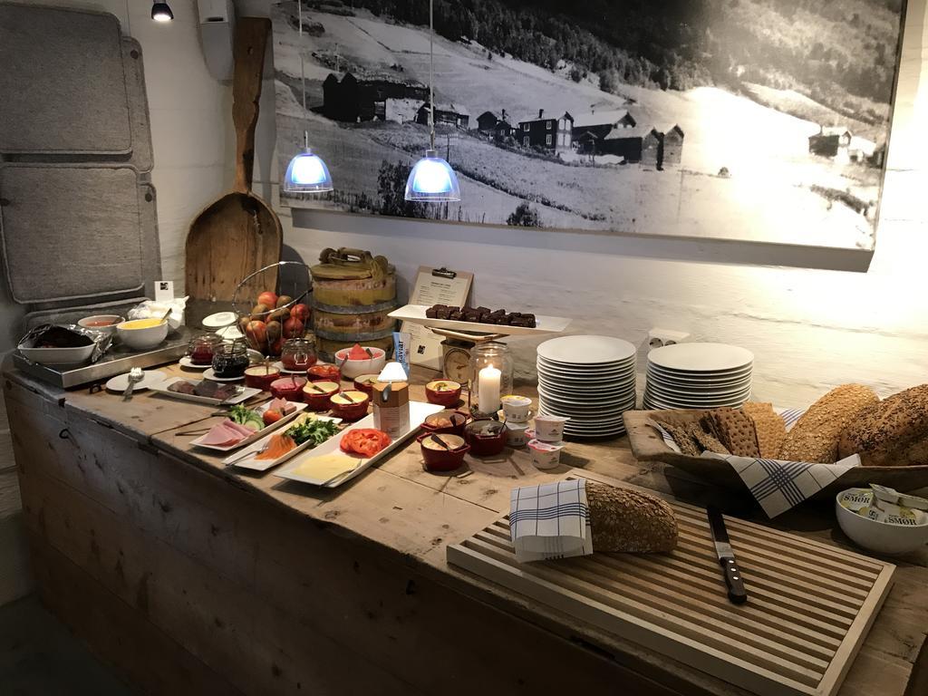 Nordre Ekre Gardshotell Vinstra Buitenkant foto